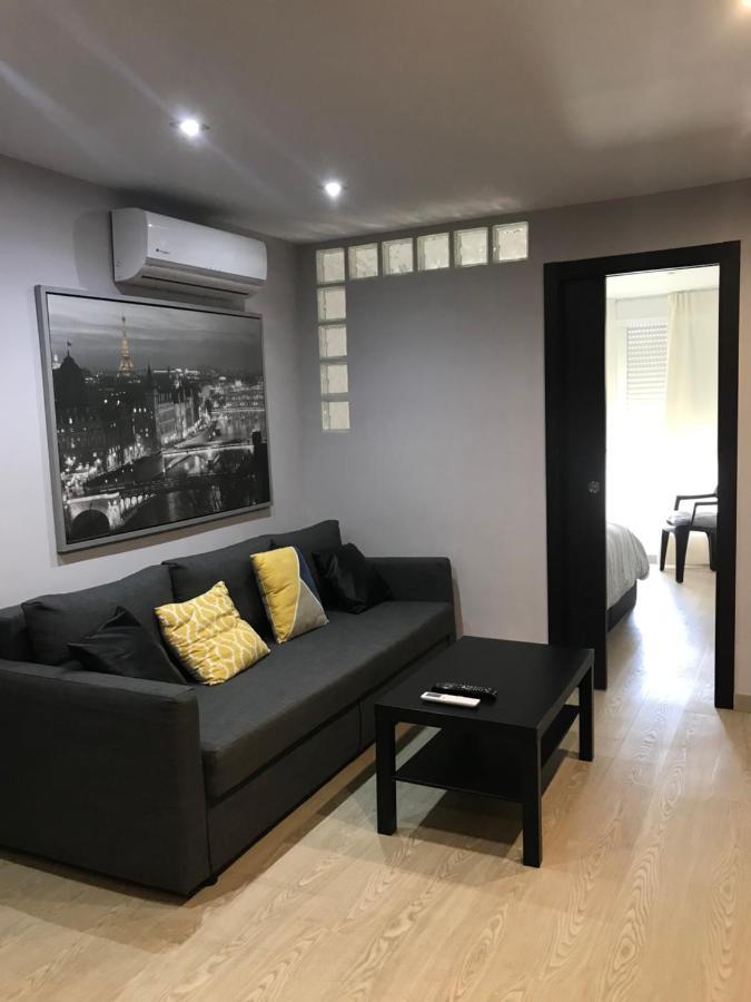 Estudio Fuengirola Luaran gambar